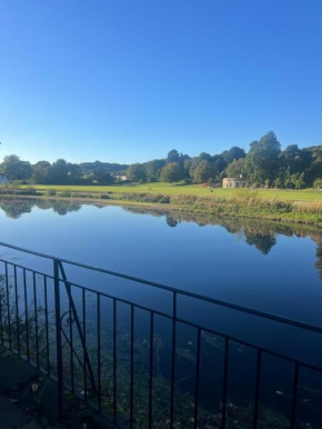 Cozy 2 BDRM Apartment Nr the World Heritage Site of Saltaire